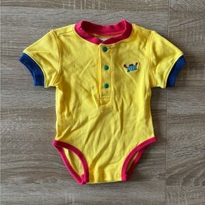 vintage gymboree rainbow tag onesie romper size newborn 6 months
